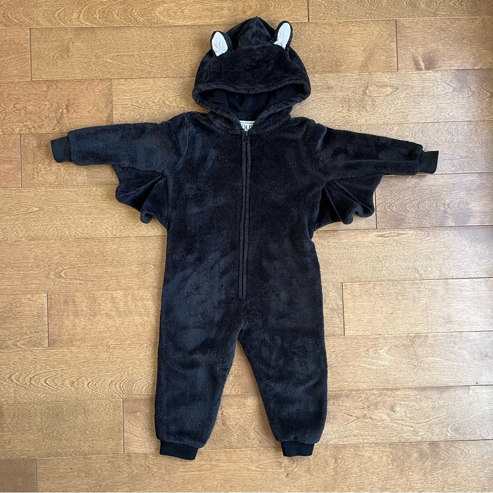 2/$10 HOLIDAY FAMJAMS Toddler unisex bat jumpsuit costume 2T